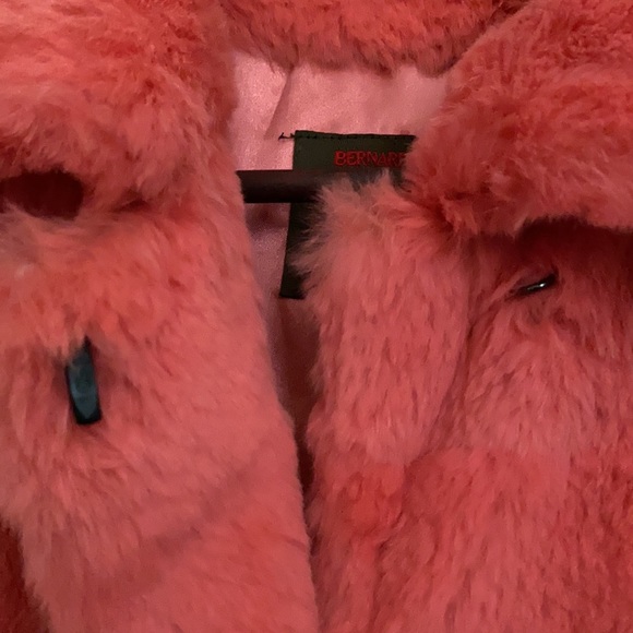 Pink Fur Coat - Picture 7 of 9